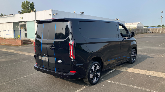 Ford Transit Custom 320 L1 Diesel Fwd 2.0 EcoBlue 170ps H1 Van Sport Auto - Image 10